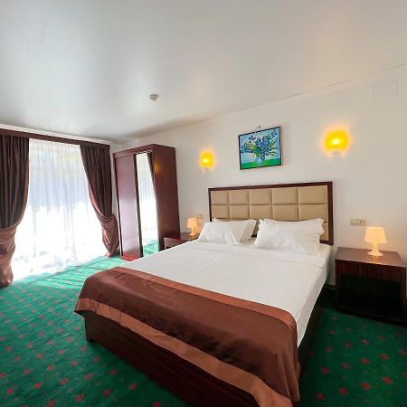 Wellness Park Hotel Gagra All-Inclusive Екстериор снимка